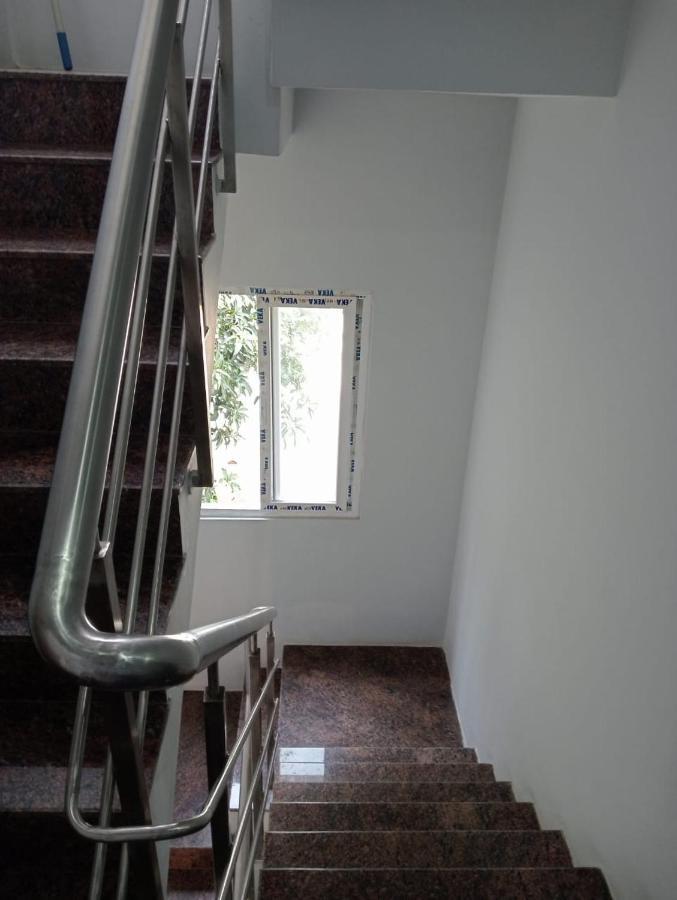 Season 4 Residences - 1Bhk Furnished Apartments チェンナイ エクステリア 写真