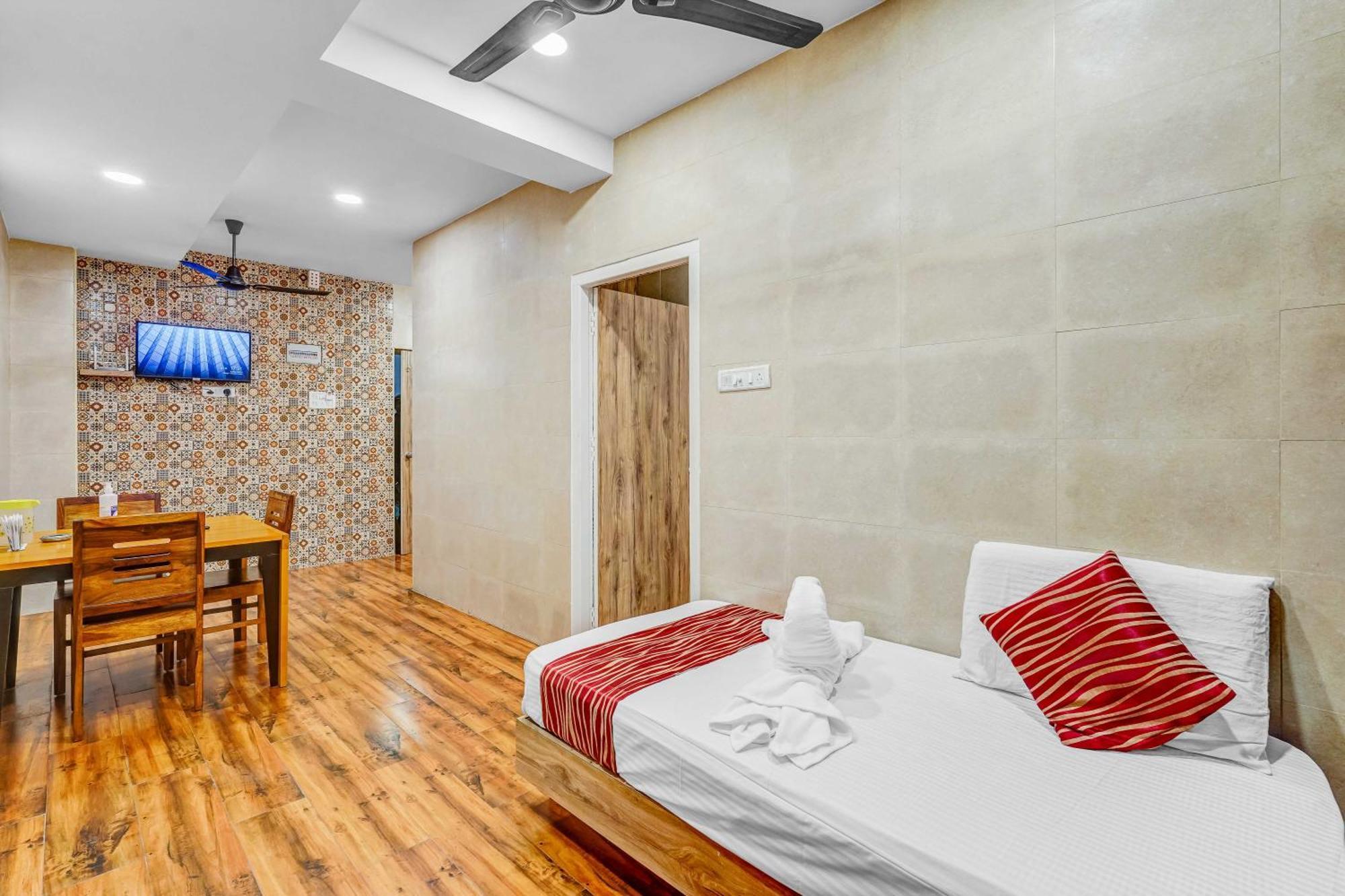 Season 4 Residences - 1Bhk Furnished Apartments チェンナイ エクステリア 写真